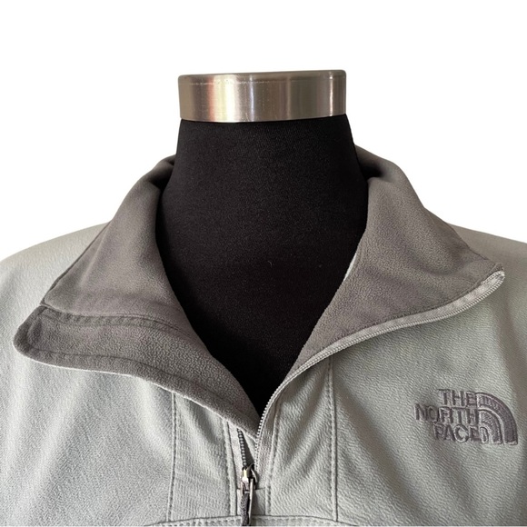 The North Face Women’s Medium Grey Apex Flight Series 1/4 Zip Jacket - Picture 4 of 14